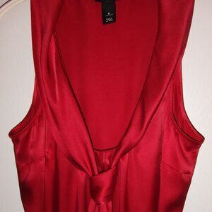 WHTE HOUSE BLACK MARKET 100% SILK SLVLS BLOUSE SCOOP NECK LONG TIES RED SZ SMALL